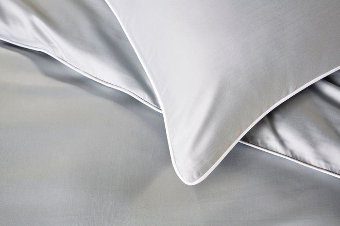 Bellissimo 400 Thread Count Piped Edge Duvet Sets